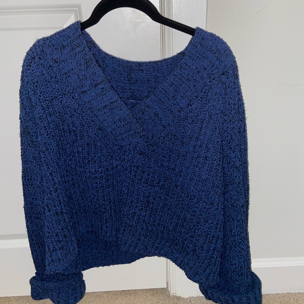 Blue cropped sweater